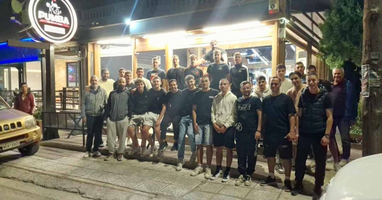 Τραπέζι της ομάδας ποδοσφαίρου στο 