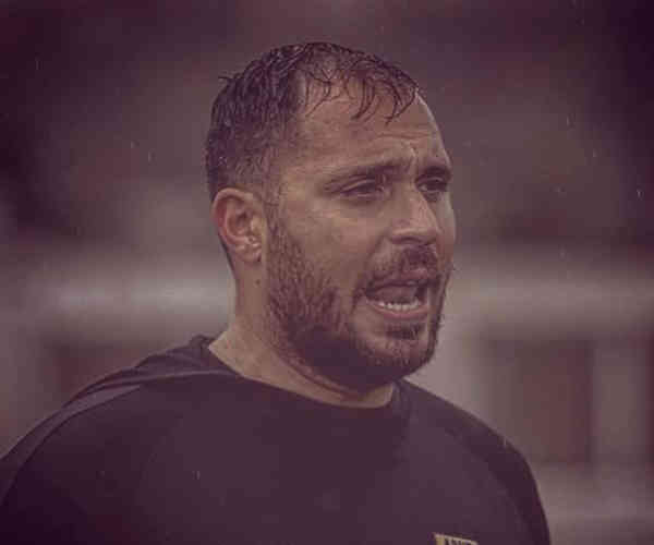 Κώστας Καζάνας